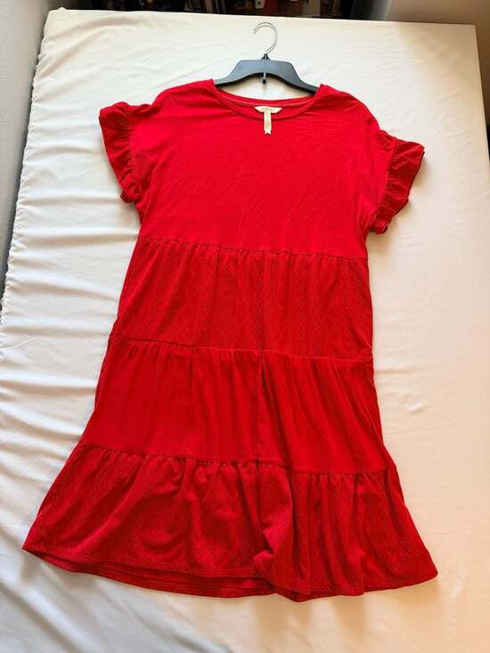 Matilda Jane Bellewood Knit and Eyelet Tiered Ruffle Dress in Red Size S Mommy a - Picture 2 of 5